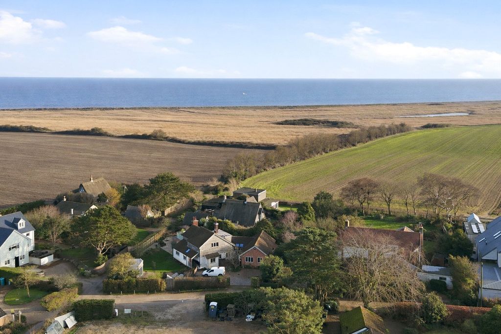 Property photo 2 of 17 Position