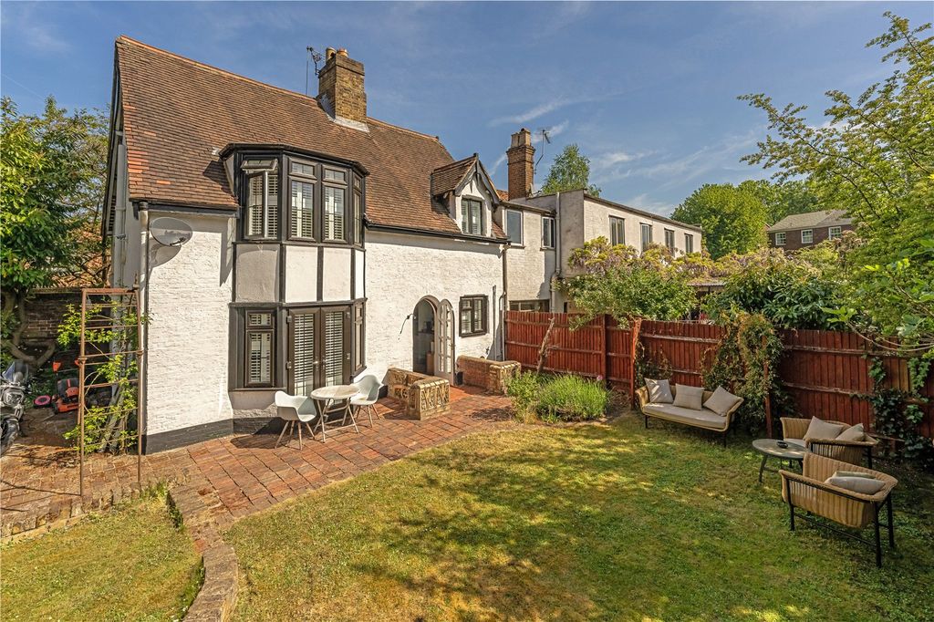 Property photo 1 of 16 Picture No. 04