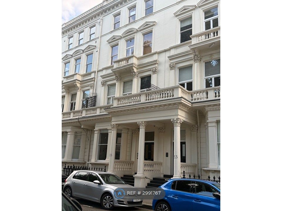 Property photo 1 of 12 Building
