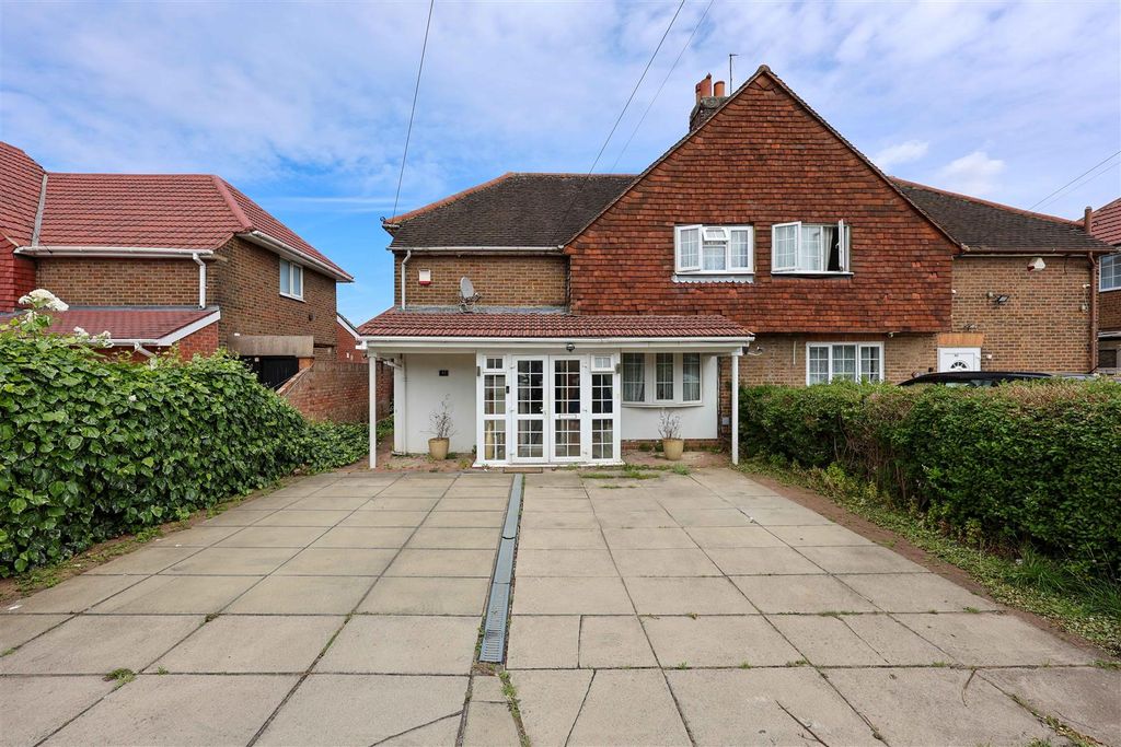 Property photo 1 of 15