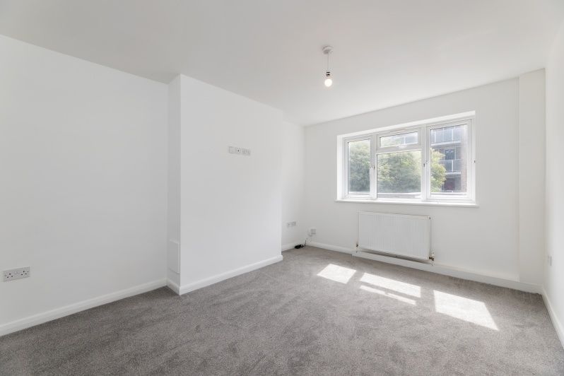Property photo 1 of 10 Seven Sisters Roa...