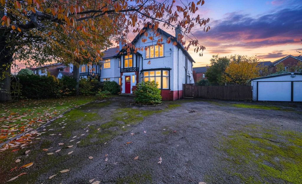 Property photo 1 of 34