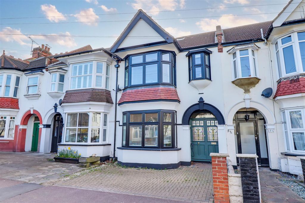 Property photo 1 of 26