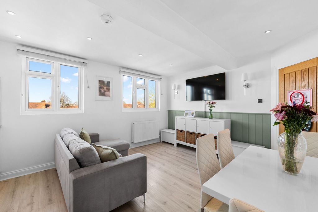 Property photo 1 of 17 Lounge-Kitchen-Diner