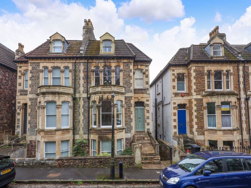 Property photo 1 of 9 External