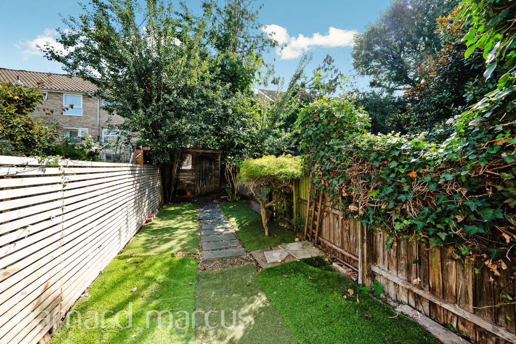Property photo 3 of 12