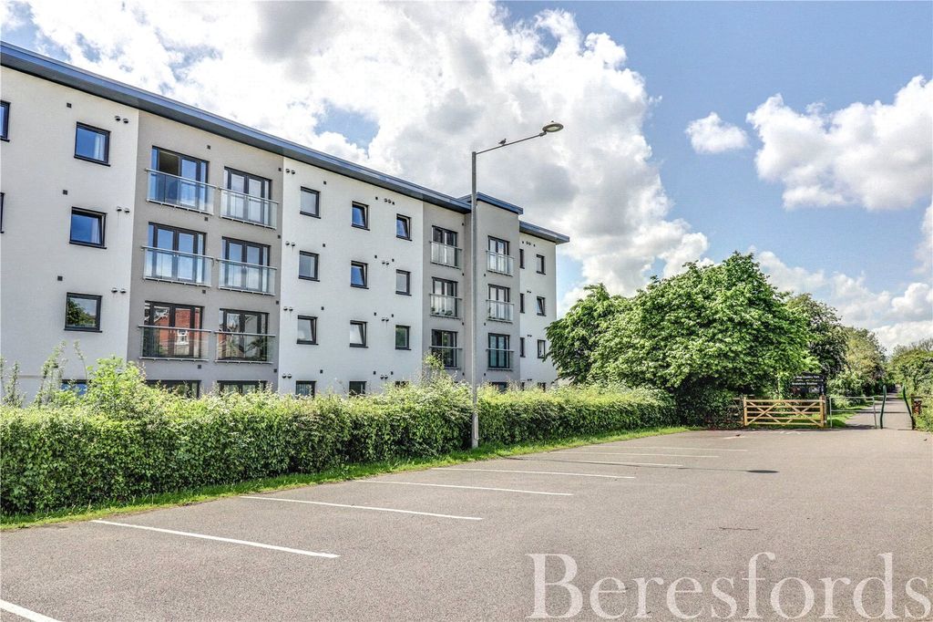 Property photo 1 of 16 1