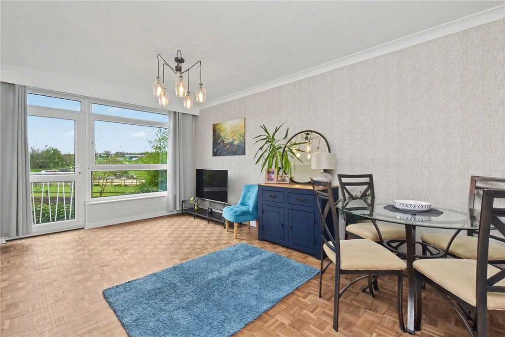 Property photo 2 of 15 Picture 2