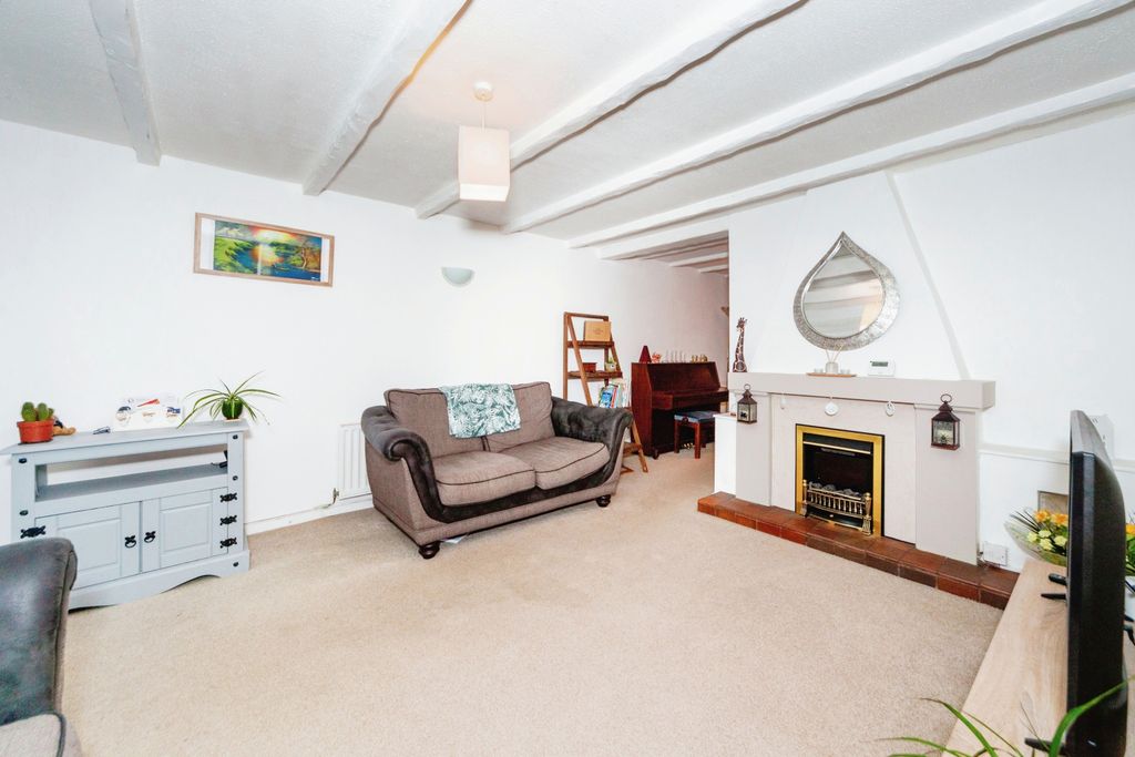 Property photo 3 of 17 Photography