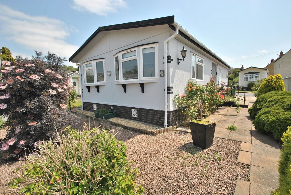 Property photo 1 of 25