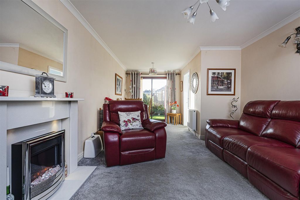 Property photo 3 of 29