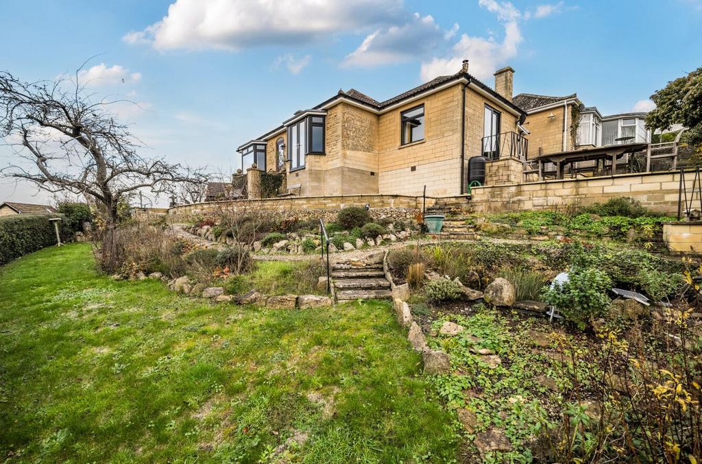 Property photo 1 of 20 1386511-1-6929Affe10A1c.Jpg