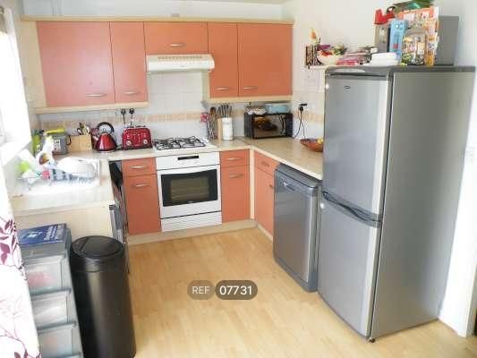 Property photo 2 of 10 Kitchen / Diner