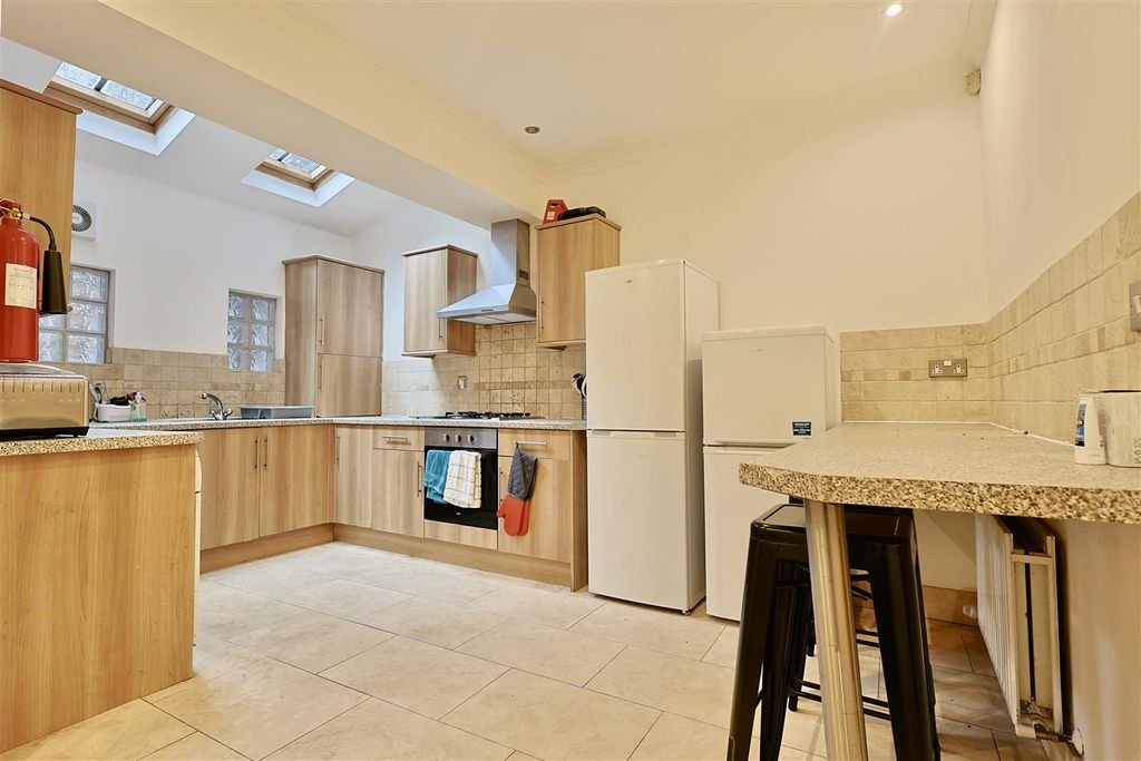 Property photo 2 of 10 9F047D01-405C-4905-Ba26-0E8A6B1B0007_1_201_A.Jpeg