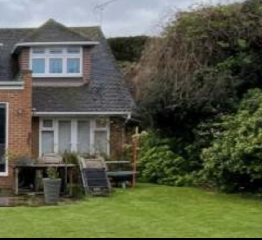 Property photo 1 of 5