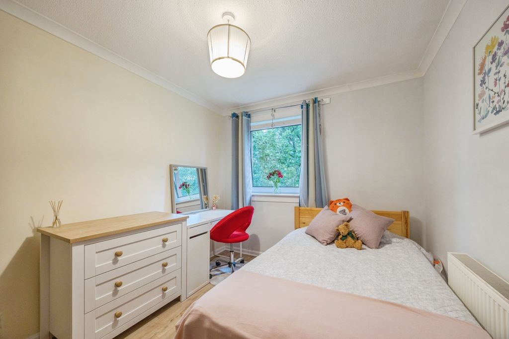 Additional image 9 of 2 bed flat for saleSpottiswoode Gardens, Livingston EH53
