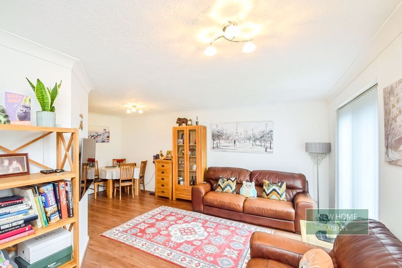 Property photo 3 of 19 Photo 13