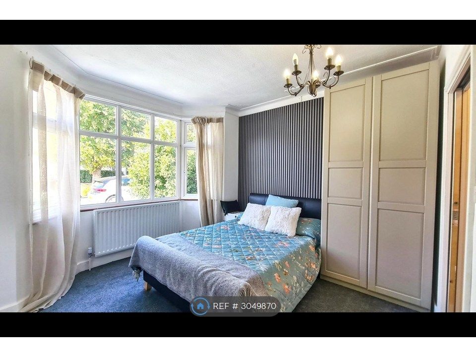 Property photo 1 of 5 Bedroom