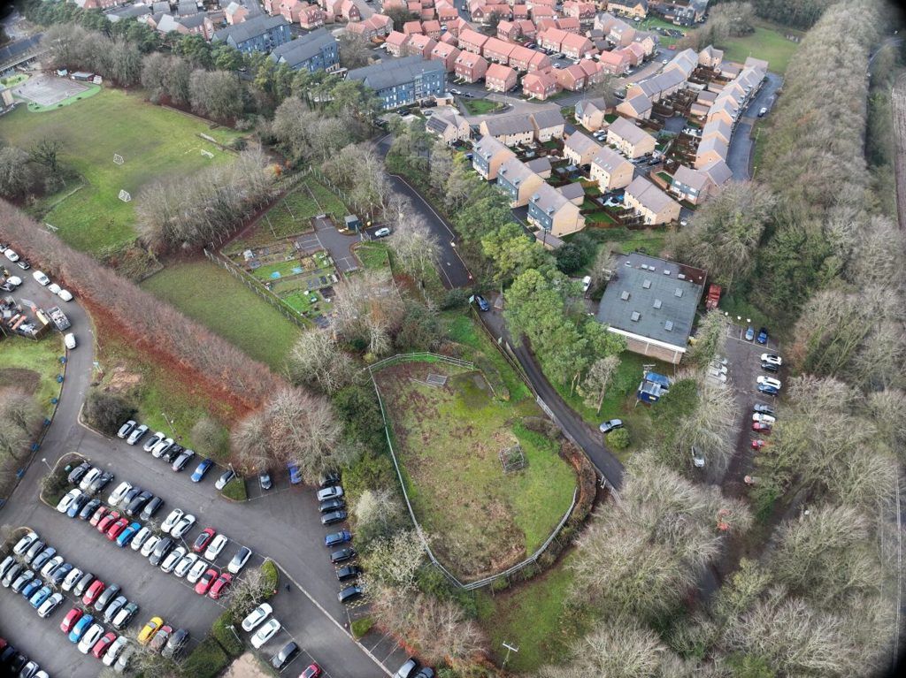 Property photo 3 of 12 Photo 3