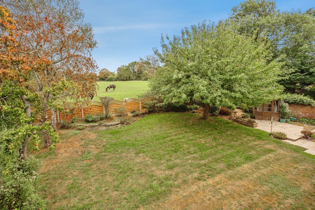 Property photo 3 of 19 Pbox-Img.Jpg