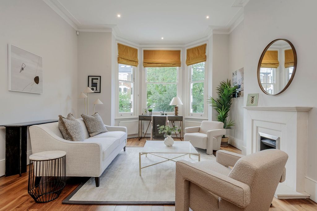 Property photo 3 of 24