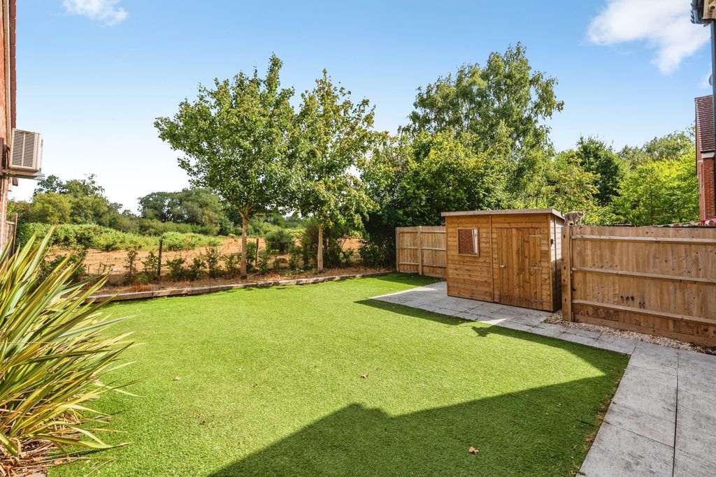 Property photo 3 of 26 Pbox-Img.Jpg