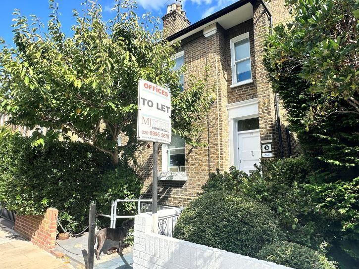 Property photo 3 of 10