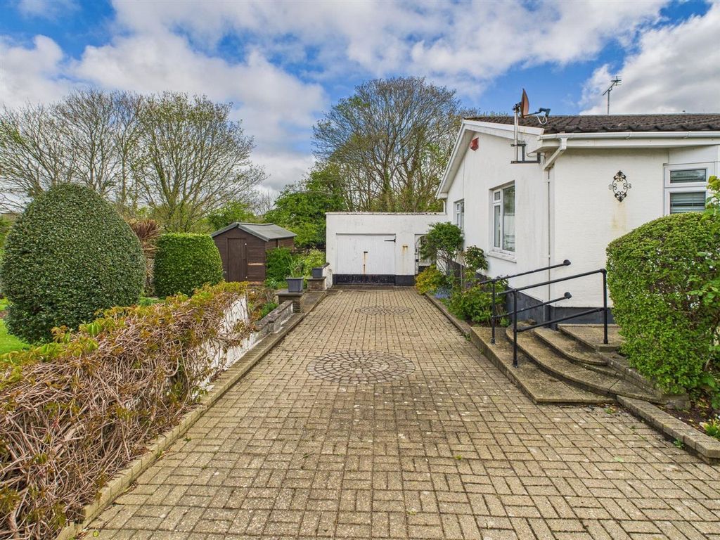 Property photo 3 of 14 Cam03278G0-Pr0126-Still013.Jpg