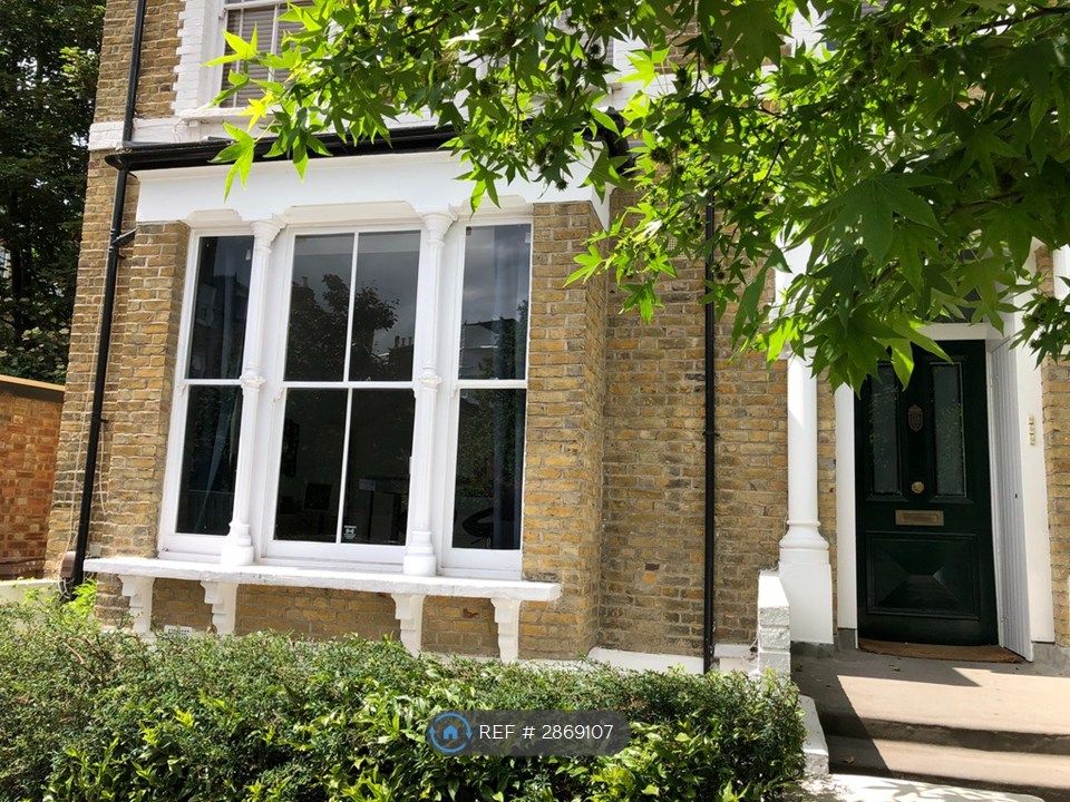 Property photo 2 of 11