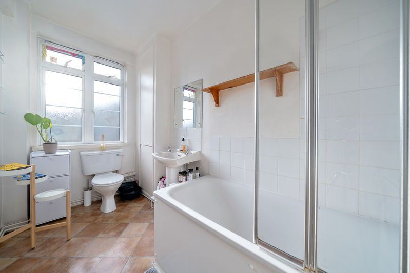 Property photo 3 of 8 Photo 3