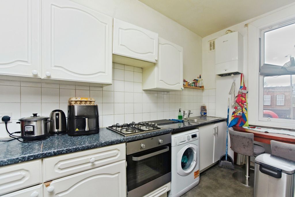 Property photo 3 of 8 972B1E7B-Db29-F111-88B4-7c1E5209d100