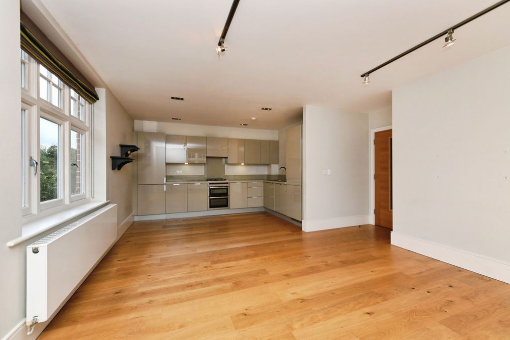 Property photo 2 of 16 Interior