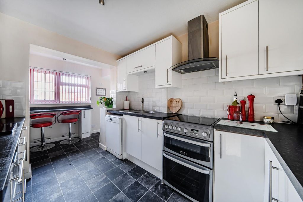 Property photo 1 of 16 1417935-13-699Ed10001194.Jpg