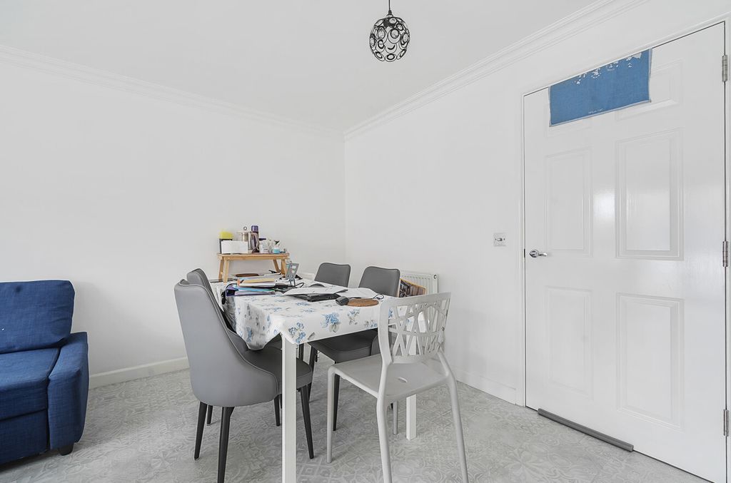 Property photo 3 of 10 1342922-14-68A747...