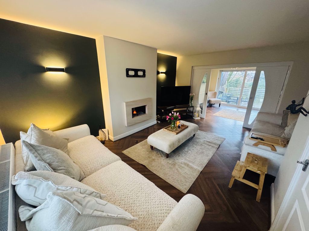 Property photo 3 of 32 Photo 23