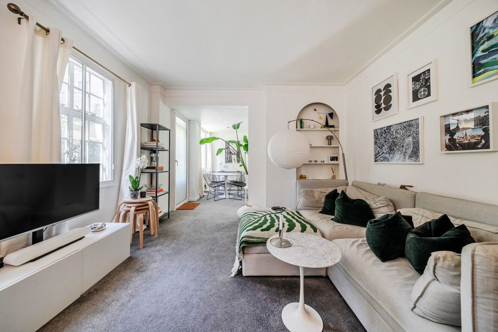 Property photo 2 of 10 Picture No. 01