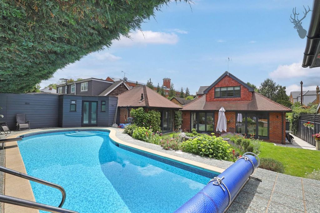 Additional image 24 of 3 bed detached bungalow for saleHomefield Close, Epping CM16