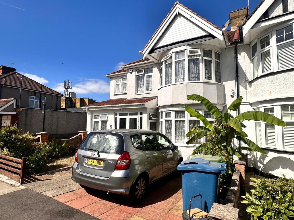 Property photo 1 of 7