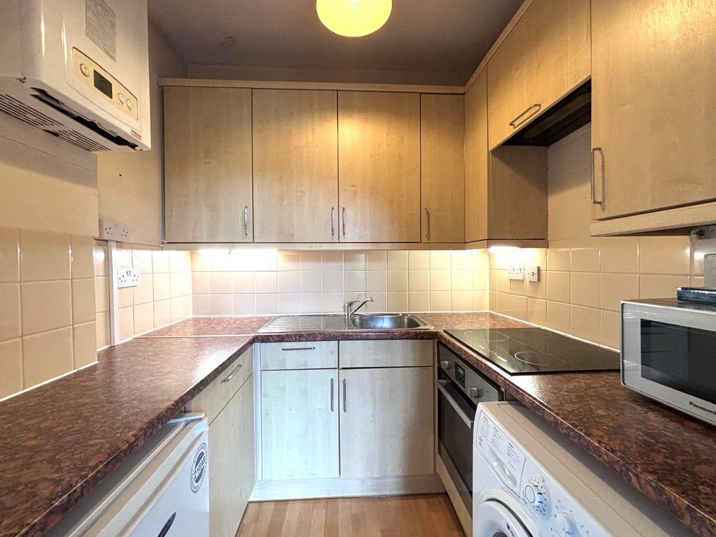 Property photo 3 of 5