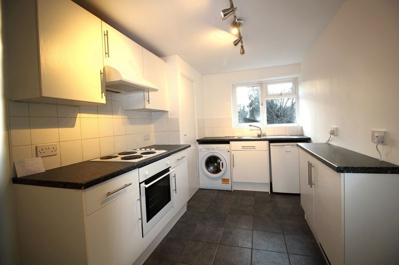 Property photo 2 of 12 Photo 7