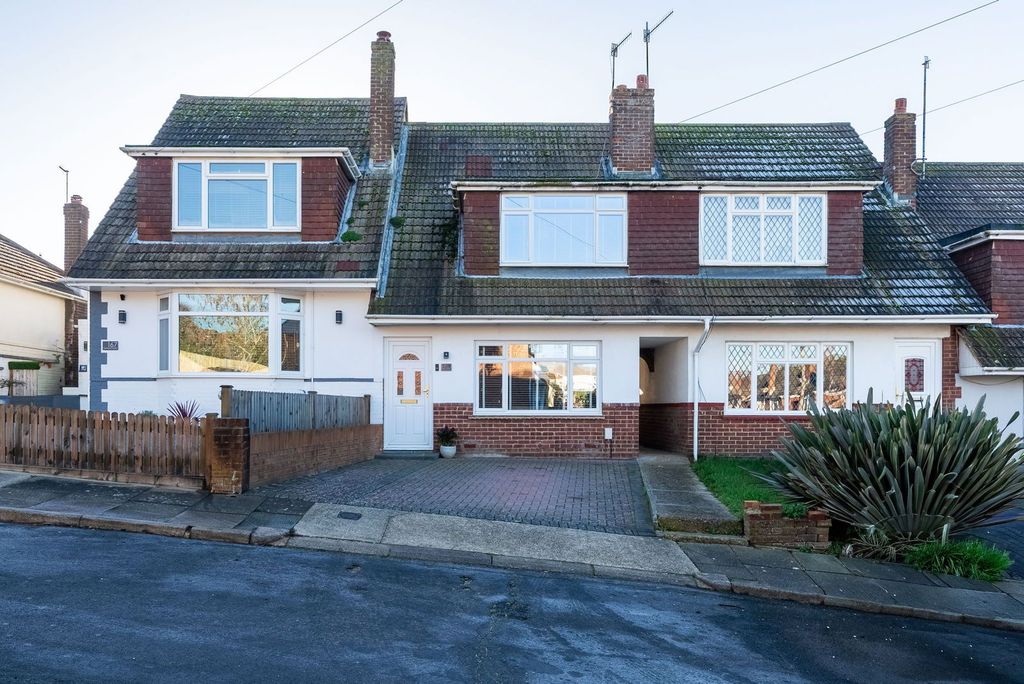 Property photo 1 of 25