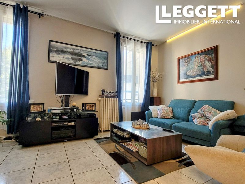 Property photo 2 of 10