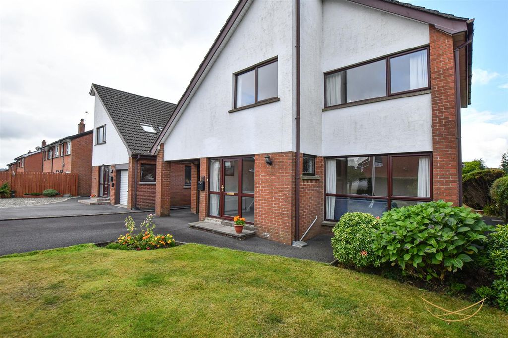 Property photo 3 of 41 Dhp-8.Jpg