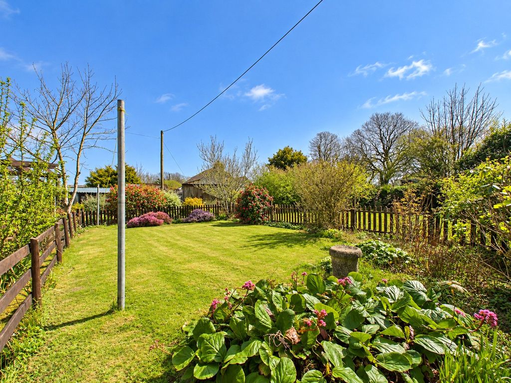 Property photo 2 of 15 Picture No. 52