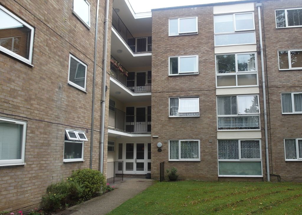 Property photo 1 of 3