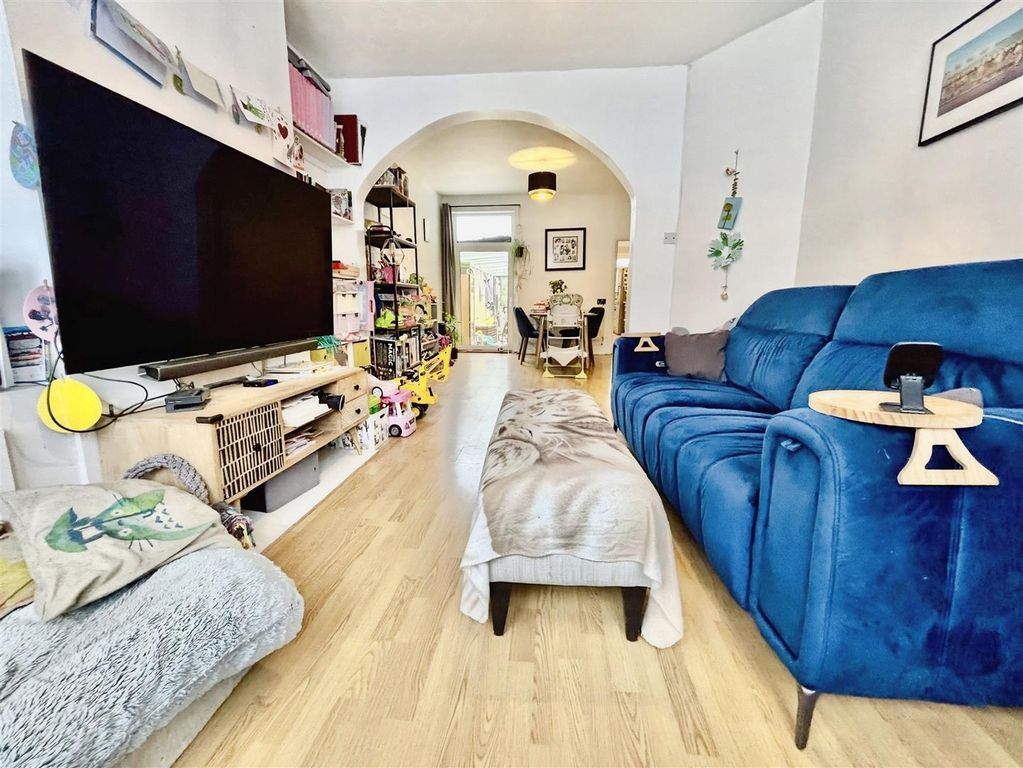 Property photo 3 of 17 Cef688Cf-16.Jpg