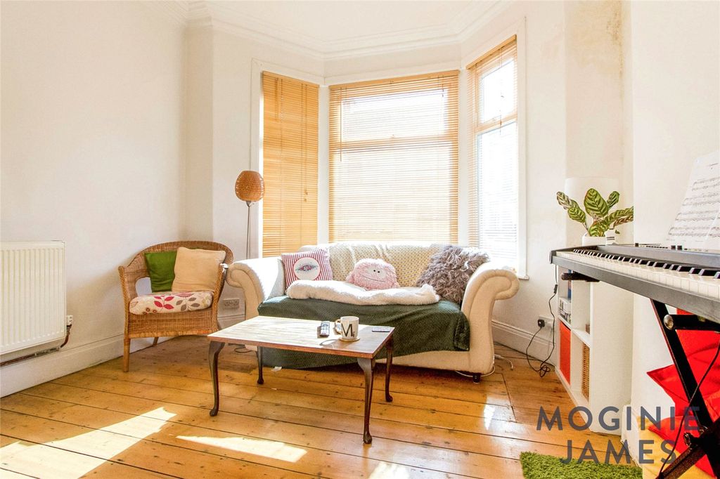 Property photo 2 of 9 Picture No. 06