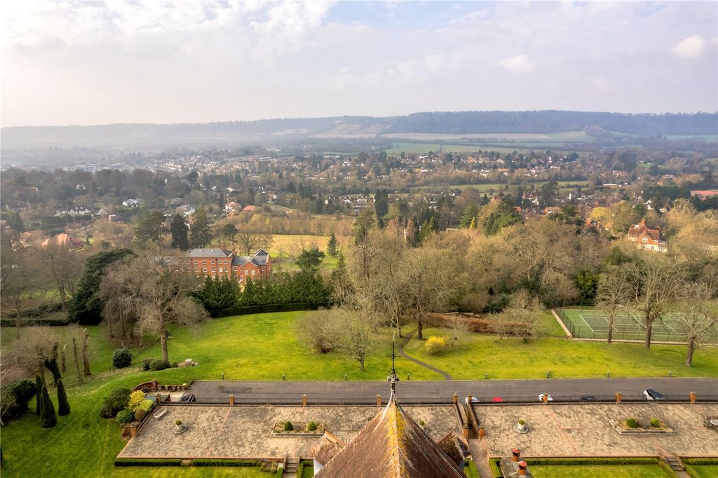Additional image 15 of 3 bed flat for saleWolfs Row, Oxted, Surrey RH8