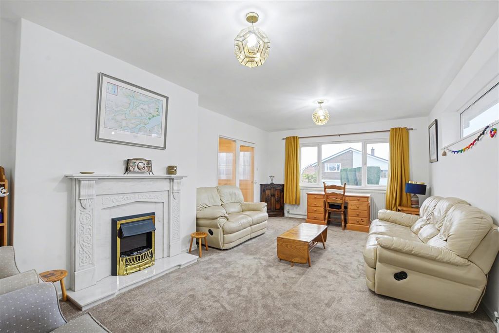 Property photo 2 of 28 Lounge_3.Jpeg