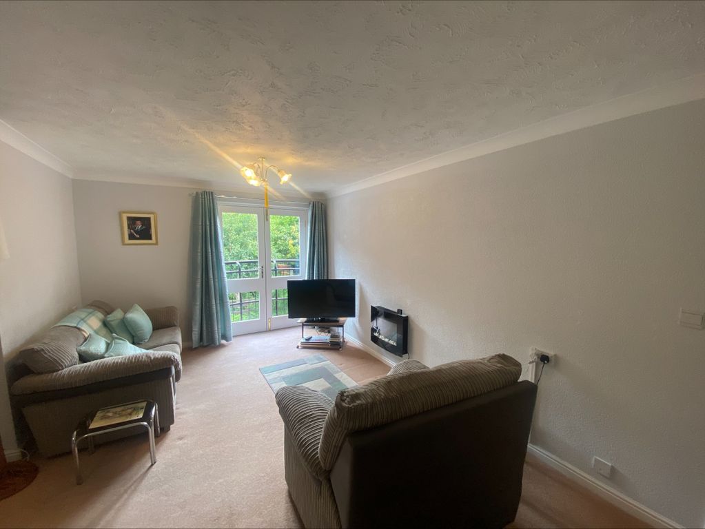 Property photo 3 of 6